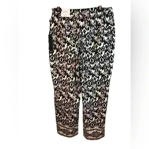 Nicole Miller New York Sz 6 Cropped Pants Black and White Geometric Print NWT - Picture 2 of 9